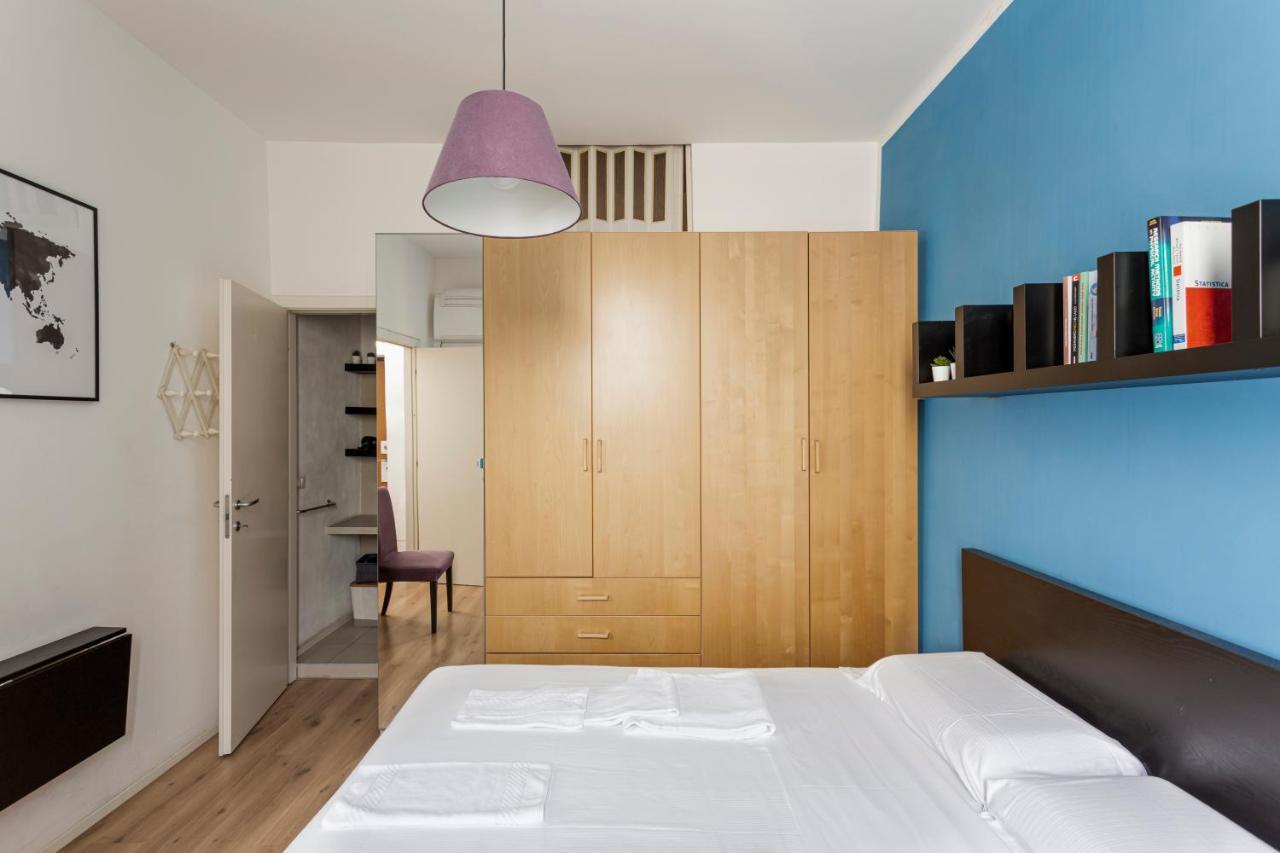 The Place, Your Place To Be - Via Tadino Apartment Milan Bagian luar foto